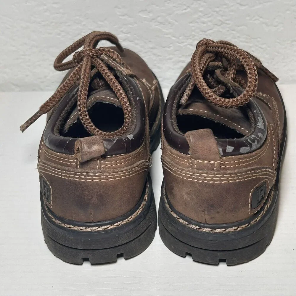 Kenneth Cole Reaction Boys Size 10 M Brown Leather Dress Boot Sneaker Shoes